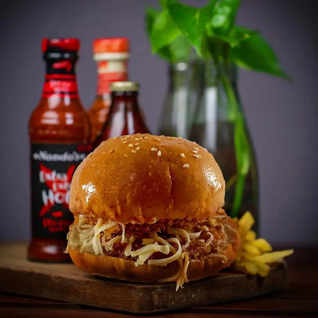 bread-snacks-chicken-burger