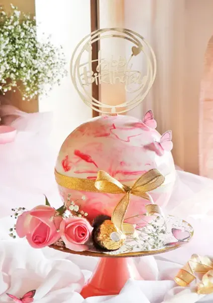 Pink Chocolate Pinata
Ball Cake for Birthday
